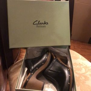 Black mules size 10